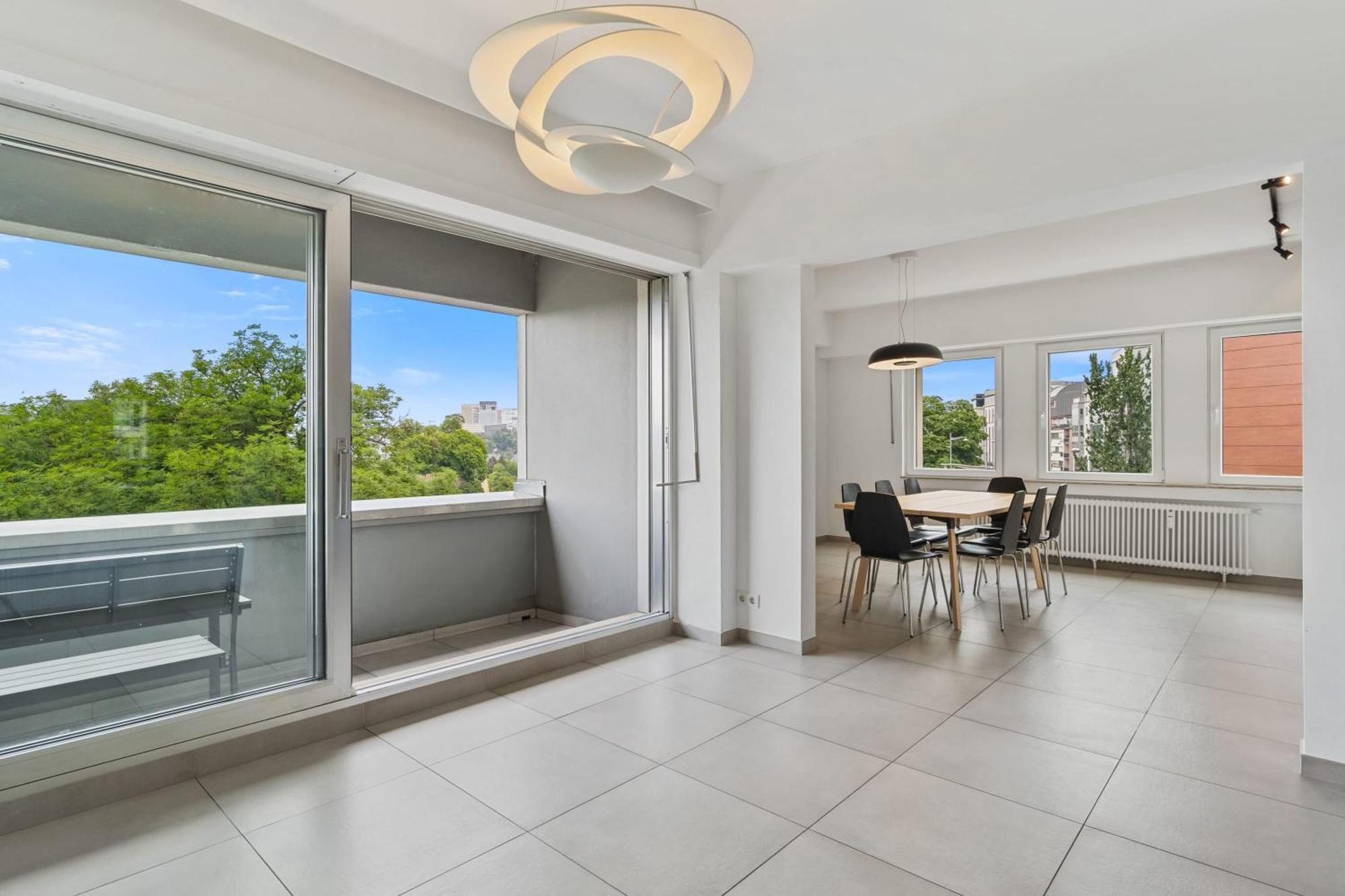 Central Lux 2Br Apt With City Views & Balcony ルクセンブルク エクステリア 写真